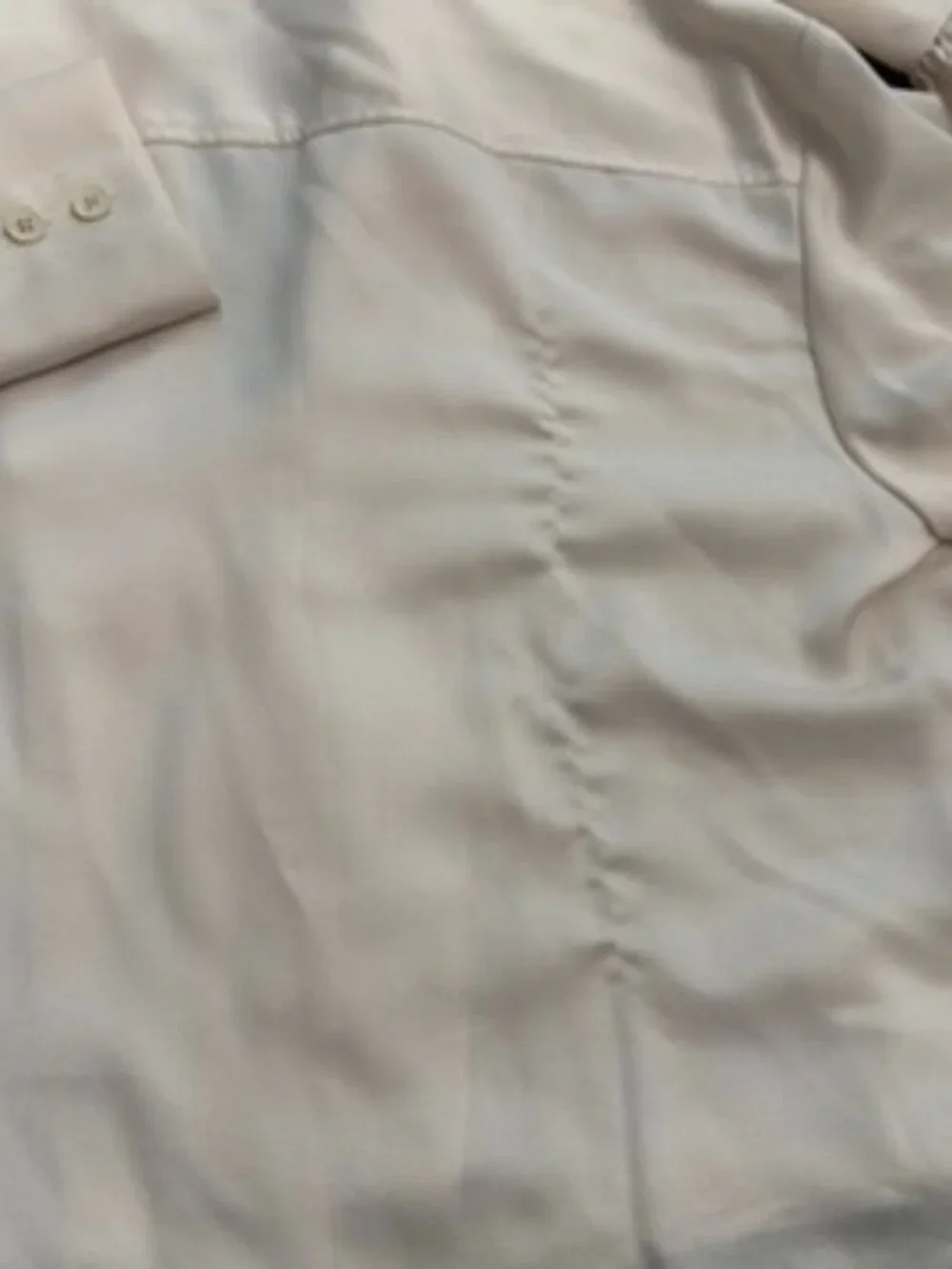 DKNY Ivory Long Sleeve Blouse – Size Large (NWT) - Picture 11 of 16